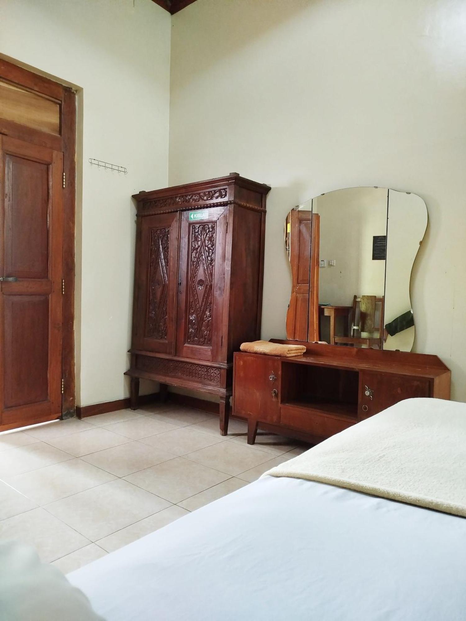 Dapur Ethnic Homestay Bantul Exterior foto