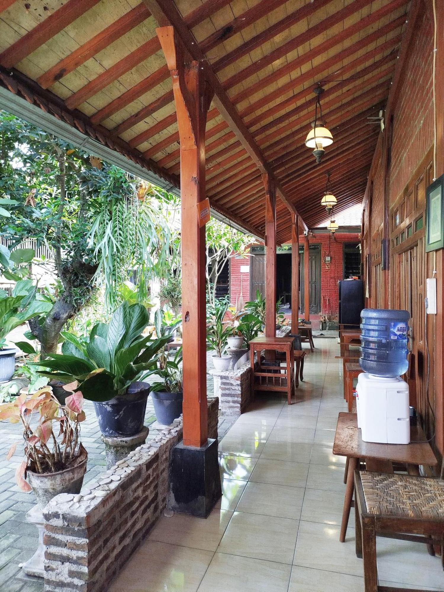 Dapur Ethnic Homestay Bantul Exterior foto